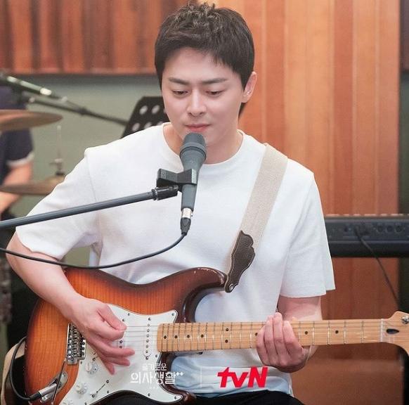 Transformasi Jo Jung Suk. (Instagram/jojungsuk_fanpage)