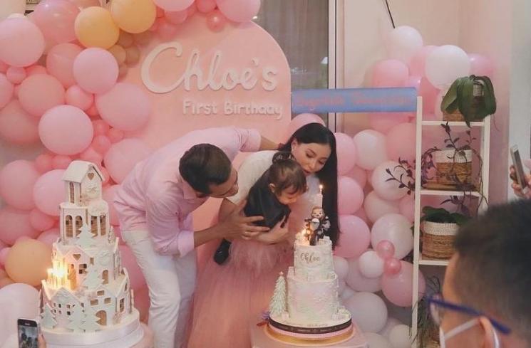 Momen Ulang Tahun Baby Chloe Anak Asmirandah (Instagram/@smirandah89)