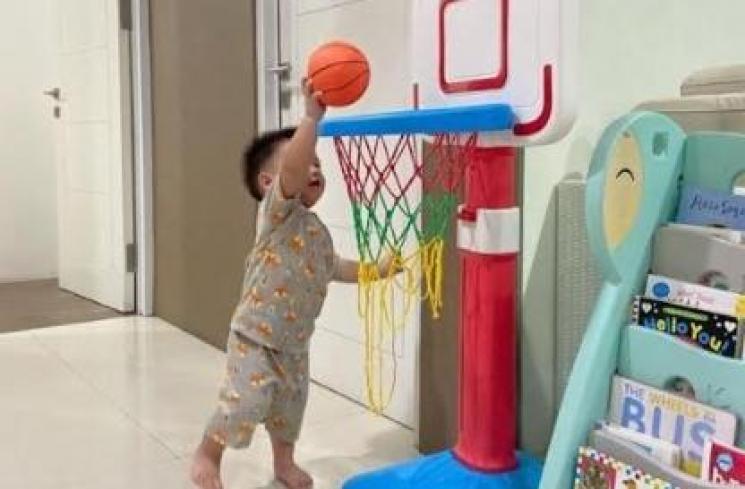Potret Athar Anak Citra Kirana (Instagram/@ thereal_rezkyadhitya)