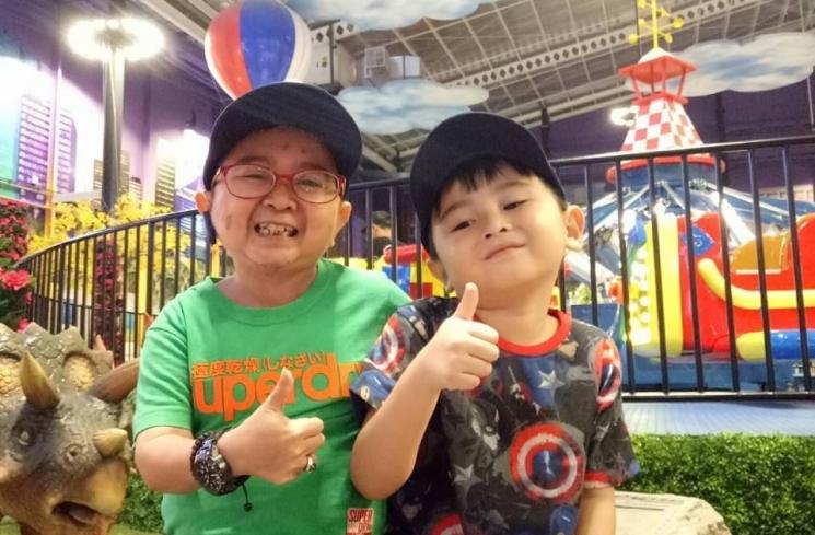 Potret Daus Mini Momong Anak (instagram/@dausminiasli)