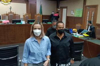 Muncul Rumor Nia Ramadhani Gugat Cerai Ardi Bakrie, Ini Kata Pengadilan Agama