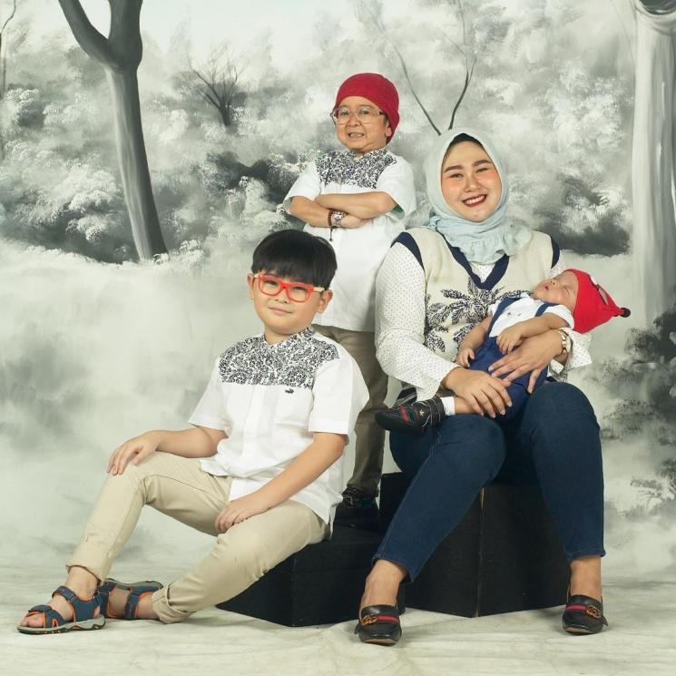 Potret Daus Mini Momong Anak (instagram/@dausminiasli)