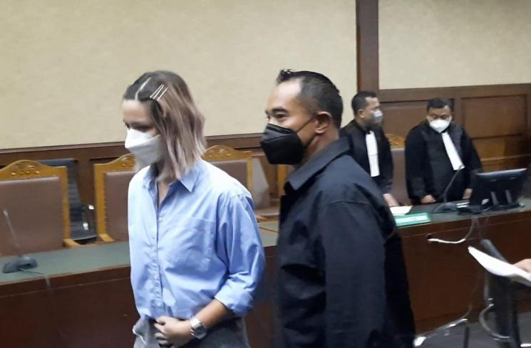 Nia Ramadhani dan Ardi Bakrie. (MataMata.com/Evi Ariska)