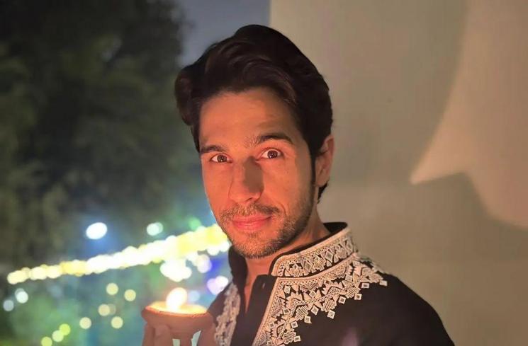 (Instagram/@sidmalhotra)
