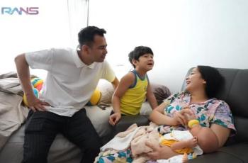 Nagita Slavina Ungkap Rafathar Iri dengan Rayyanza Gara-gara Kado