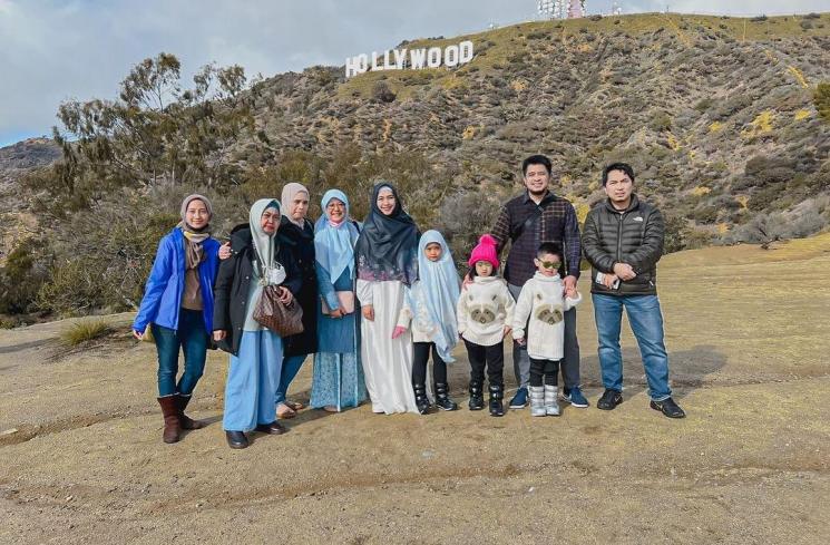 Potret Oki Setiana Dewi di Los Angeles (instagram/@okisetianadewi)