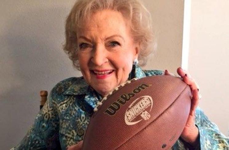 (Twitter/@BettyMWhite)