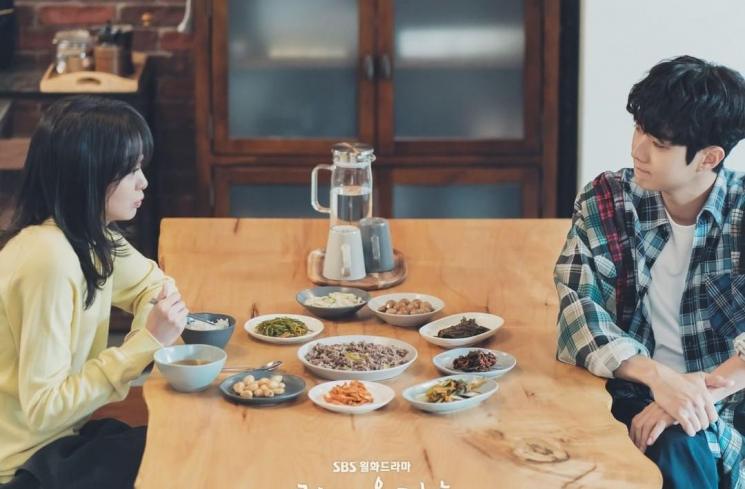 Potret Choi Woo Shik dan Kim Da Mi (Instagram/@sbsdrama.official)