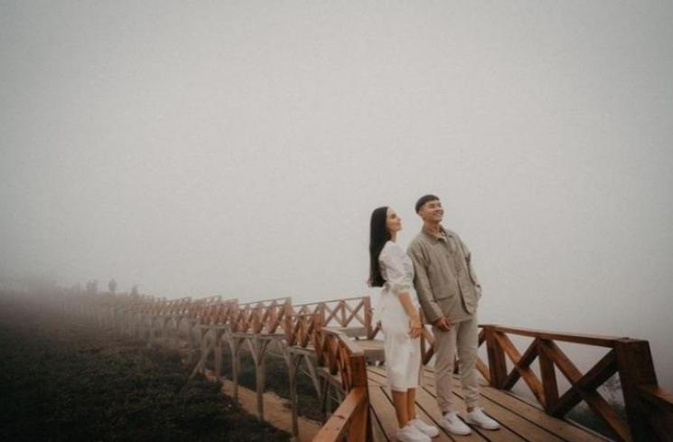 Potret Rafael Tan Lamar Pacar. (Instagram/topoto.photography)