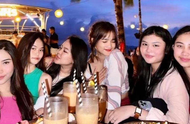 Momen Fuji dan Chandrika Chika di Bali (instagram/@chndrika_/@fuji_an)