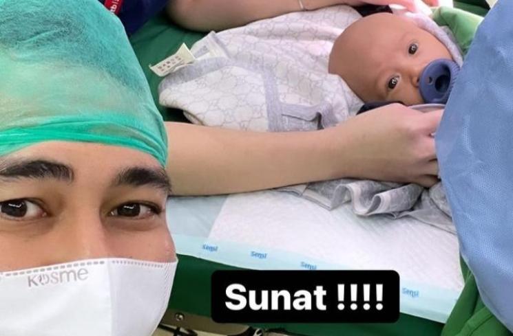 Anak Artis yang Disunat Saat Bayi. (Instagram/raffinagita1717)