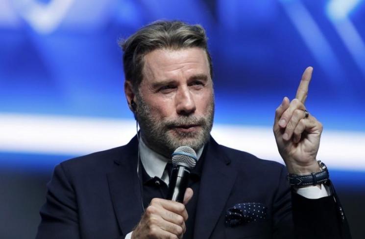 John Travolta Artis yang Transplantasi Rambut (EPA)