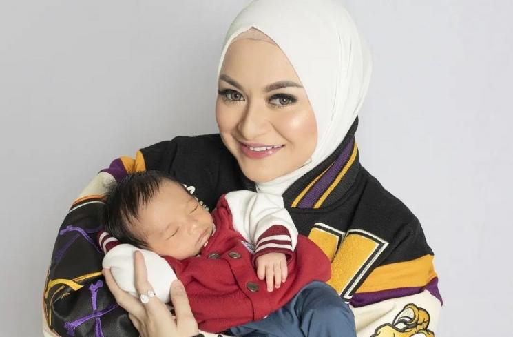 Pemotretan New Born Baby Adzam Anak Sule (instagram/@creatinkmoments)