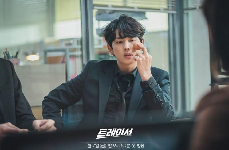 Pesona Im Siwan di Tracer (Instagram/@mbcdrama_now)