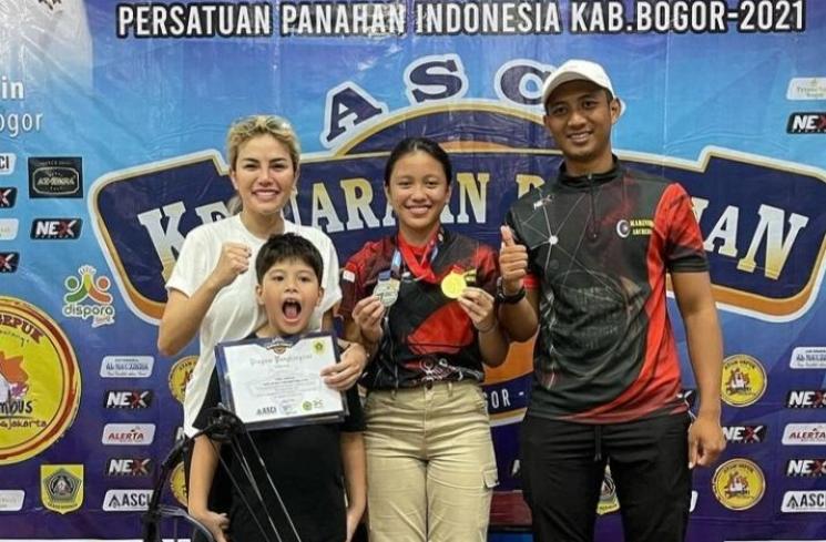Potret Terbaru Anak Sulung Nikita Mirzani. (Instagram/nikitamirzanimawardhi_172)