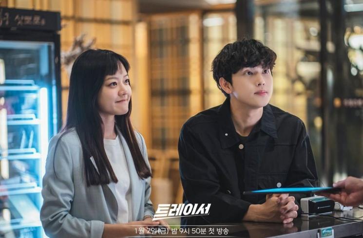 Pesona Im Siwan di Tracer (Instagram/@mbcdrama_now)