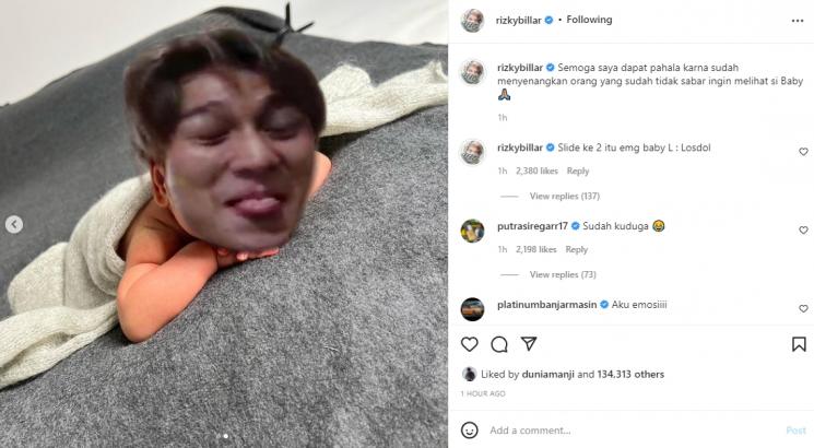 Rizky Billar mendadak 'bongkar' wajah anaknya. (Instagram/rizkybillar)