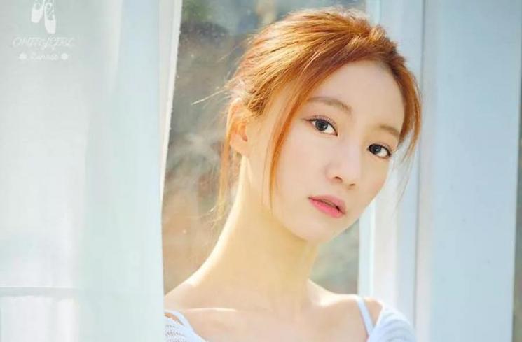 Binnie Oh My Girl - Artis Korea Punya Saudara Banyak (Soompi)