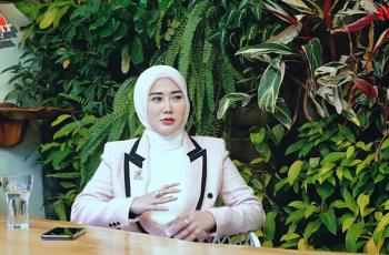 9 Potret Marissya Icha di Paris, Pasang Badan Soal Pro Kontra Paris Fashion Week 2022
