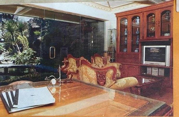  Potret Rumah Ibu Inul Daratista di Kampung (99.co)