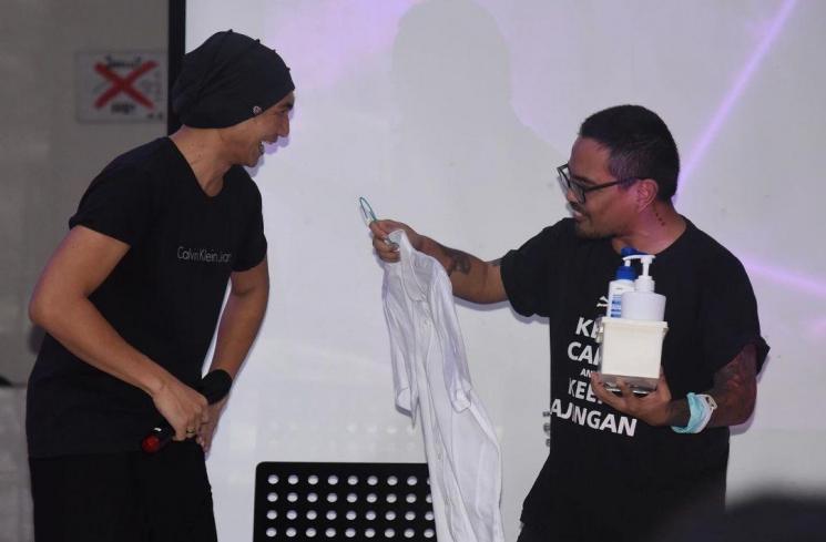 Kebersamaan Coki Pardede dan Anji di Tempat Rehabilitasi (instagram/@duniamanji)