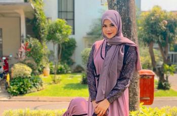 DJ Katty Butterfly Pamer Momen Ngaji Pertama Kali, Auranya Semakin Cantik