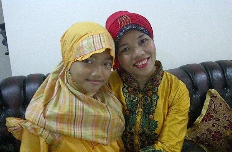 Potret Jadul Fuji di Facebook Ibunya (Facebook/Dewi Zuhriati)