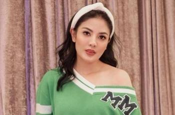 Nindy Ayunda Diam-diam Menginap di Kantor Polisi untuk Jalani Pemeriksaan