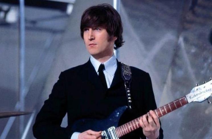 Artis Masih Menghasilkan Gaji Besar Walau Sudah Meninggal.(Instagram/johnlennon)
