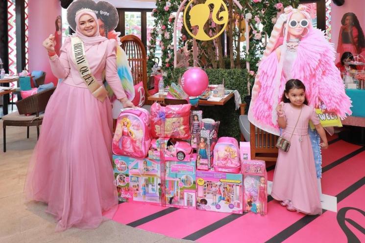 Siti Nurhaliza merayakan ulang tahun. (Instagram/ctdk)