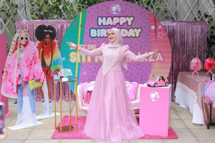 Siti Nurhaliza merayakan ulang tahun. (Instagram/ctdk)