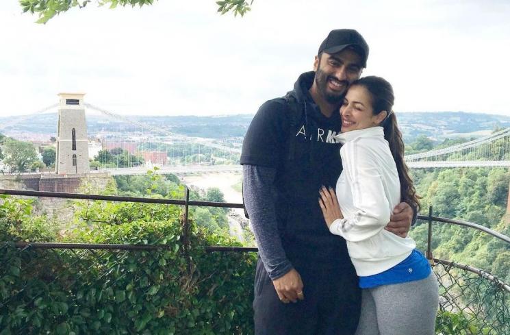 Gaya Pacaran Arjun Kapoor dan Malaika Arora (Instagram/@malaikaaroraofficial)