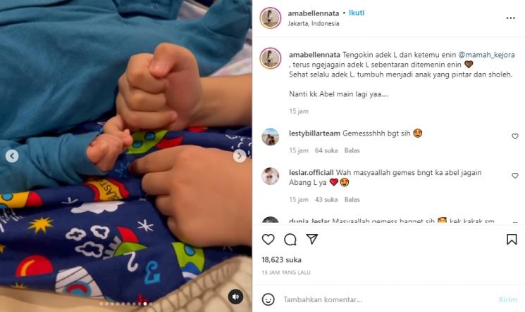 Potret Amabel Lennata 'Anak' Lesti Kejora Momong Baby Leslar (instagram/@amabellennata)