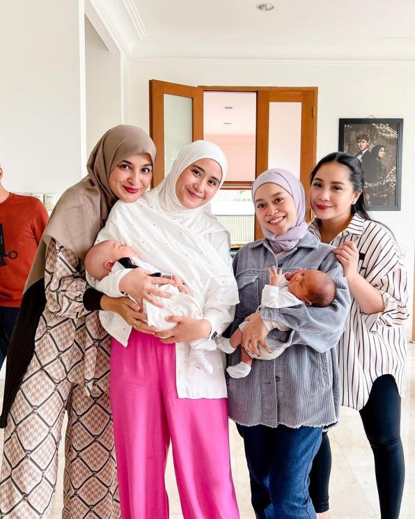 Rayyanza dan Baby Leslar bertemu. (Instagram/@Shireensungkar)