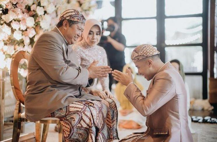 Potret Rangkaian Acara Vidi Aldiano dan Sheila Dara. (Instagram/morden.co)