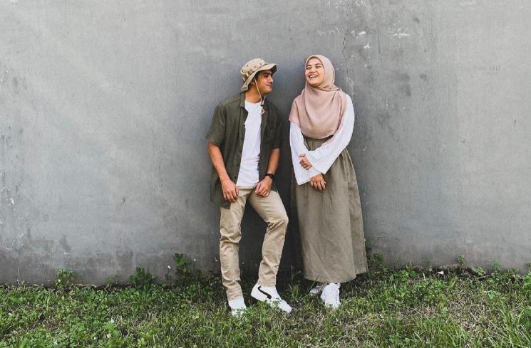 Potret Mesra Ricky Harun dan Herfiza. (Instagram/rickyharun)