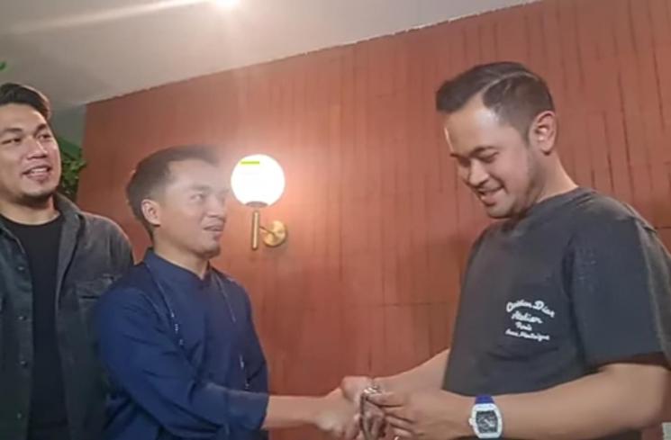 potret Juragan 99 & Taqy Malik (YouTube KH Infotainment)