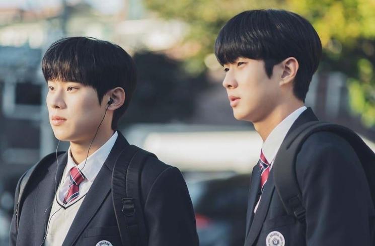 Pesona Kim Sung Cheol (Instagram/@sbsdrama.official)