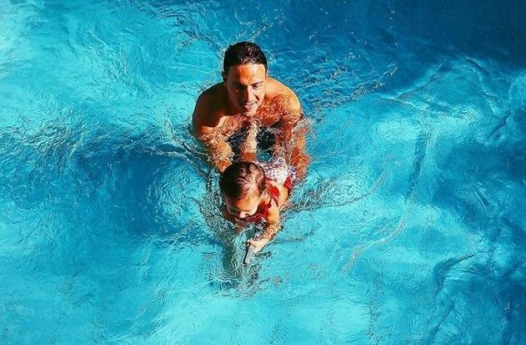 Potret Anak Raisa dan Hamish Daud. (Instagram/hamishdw)