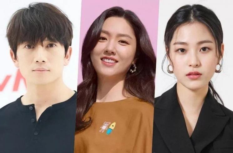 Fakta Adamas (Soompi)