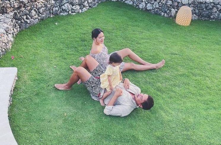 Potret Anak Raisa dan Hamish Daud. (Instagram/hamishdw)