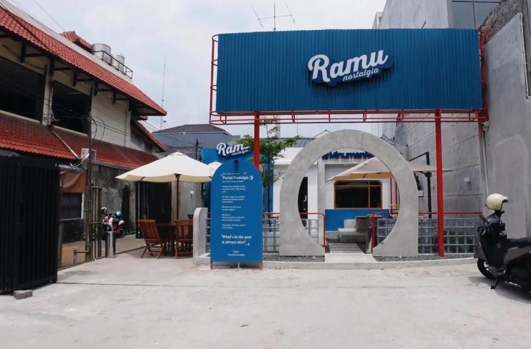 Potret Kedai Minuman Rizky Febian (YouTube/FR Arum)