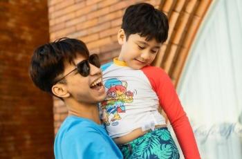Dimas Ahmad Gendong Rafathar, Auto Digoda: Apa Gak Berat Mikul Mesin ATM?