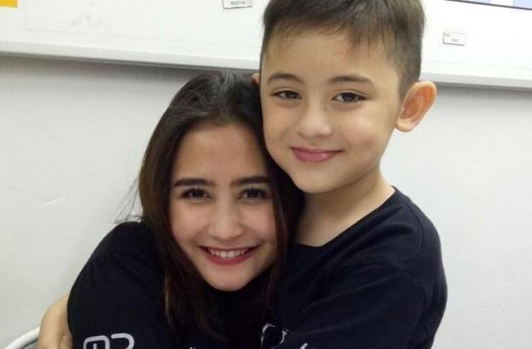 Matt White dan Prilly Latuconsina. (Instagram/official.mattwhite)