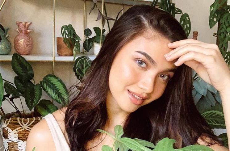 Angela Gilsha. (Instagram/@angelagilsha)