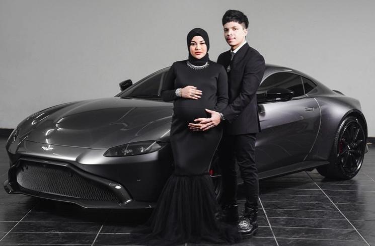 Potret Maternity Aurel Hermansyah Jelang Lahiran (YouTube/AH)