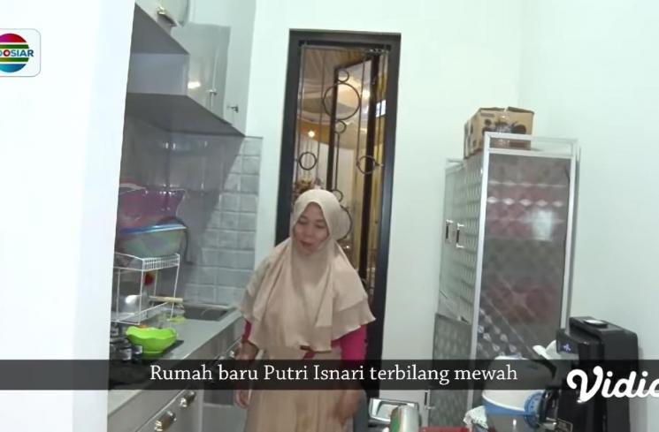 Potret Rumah Putri DA (Instagram/@da4_putri03)