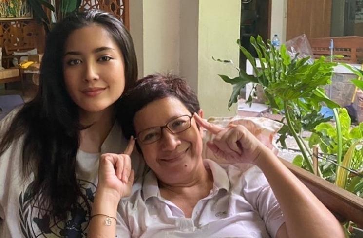 Potret Kenangan Nurul Arifin dan Maura Magnalia (instagram/@na_nurularifin)