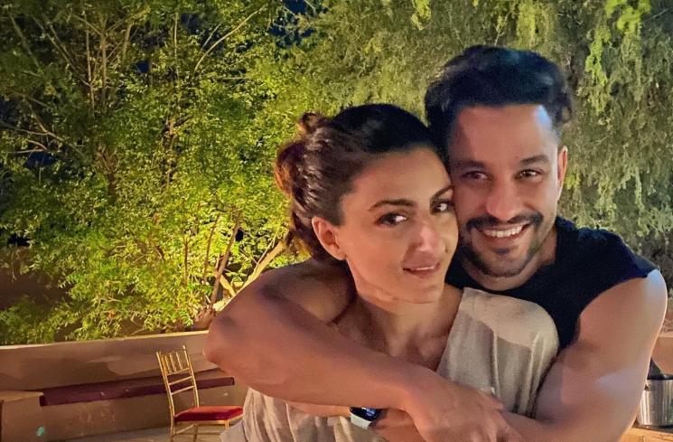 Potret Mesra Soha Ali Khan dan Kunal Kemmu (Instagram/@sakpataudi)