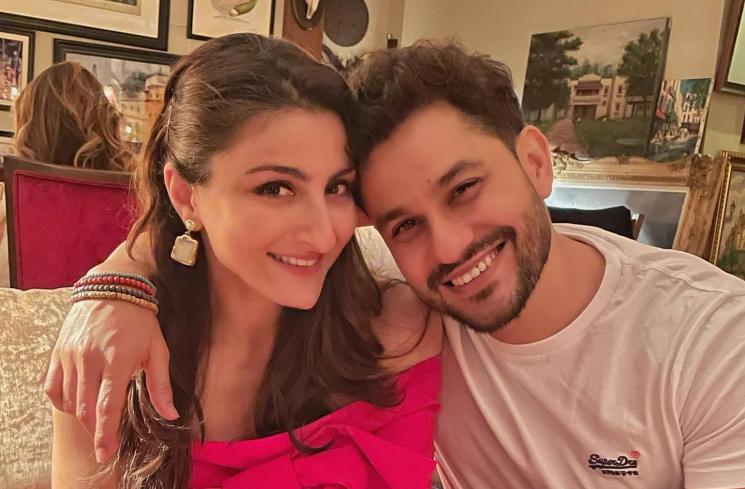 Potret Mesra Soha Ali Khan dan Kunal Kemmu (Instagram/@sakpataudi)